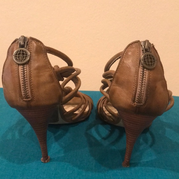 Maxstudio.com tan genuine leather shoes - Picture 2 of 5